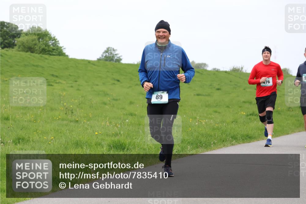 04.05.2025 - 8. Wedeler Halbmarathon Lena Gebhardt http://msf.ph/oto/7835410 04.05.2025 11:27:34 Laufen 89, 476, 5 meine-sportfotos.de