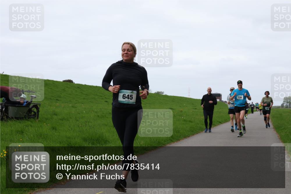 04.05.2025 - 8. Wedeler Halbmarathon Yannick Fuchs http://msf.ph/oto/7835414 04.05.2025 11:23:18 Laufen 645, 336, 563 meine-sportfotos.de