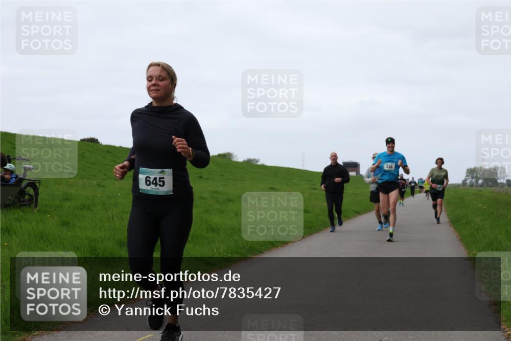 04.05.2025 - 8. Wedeler Halbmarathon Yannick Fuchs http://msf.ph/oto/7835427 04.05.2025 11:23:19 Laufen 645, 336 meine-sportfotos.de