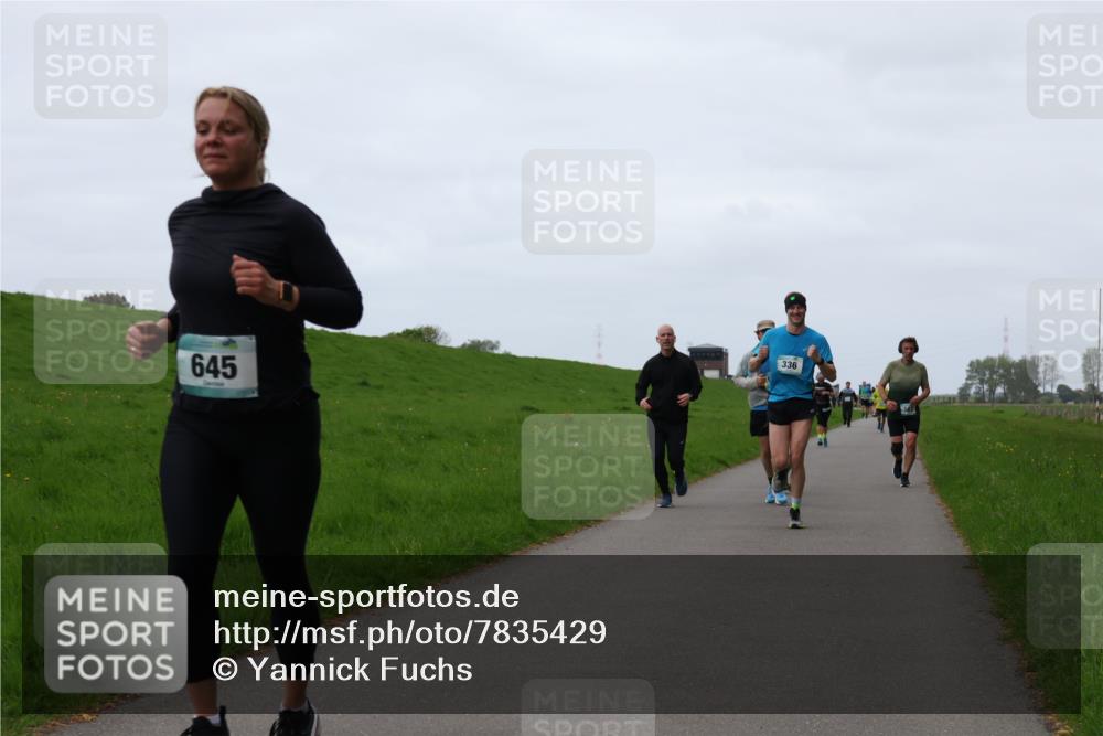 04.05.2025 - 8. Wedeler Halbmarathon Yannick Fuchs http://msf.ph/oto/7835429 04.05.2025 11:23:19 Laufen 645, 336 meine-sportfotos.de