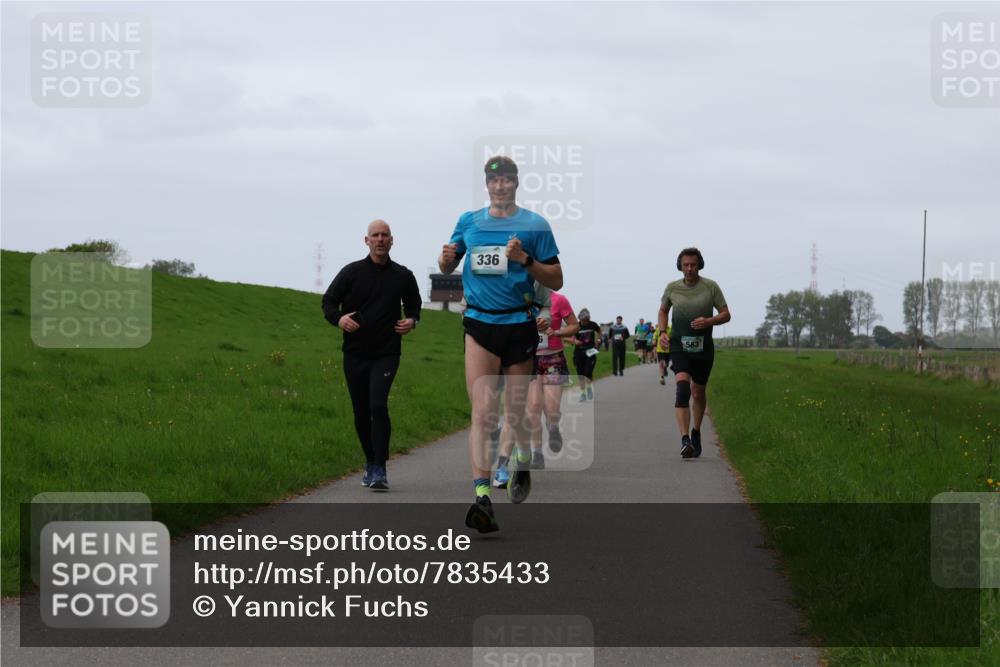 04.05.2025 - 8. Wedeler Halbmarathon Yannick Fuchs http://msf.ph/oto/7835433 04.05.2025 11:23:19 Laufen 336, 563 meine-sportfotos.de