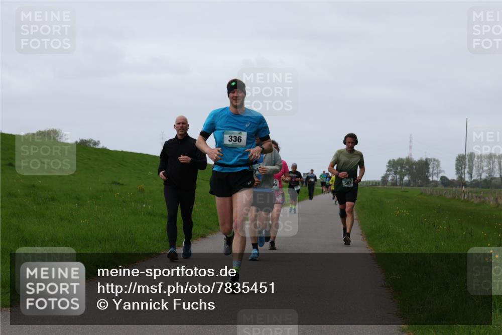 04.05.2025 - 8. Wedeler Halbmarathon Yannick Fuchs http://msf.ph/oto/7835451 04.05.2025 11:23:20 Laufen 336, 6, 563 meine-sportfotos.de