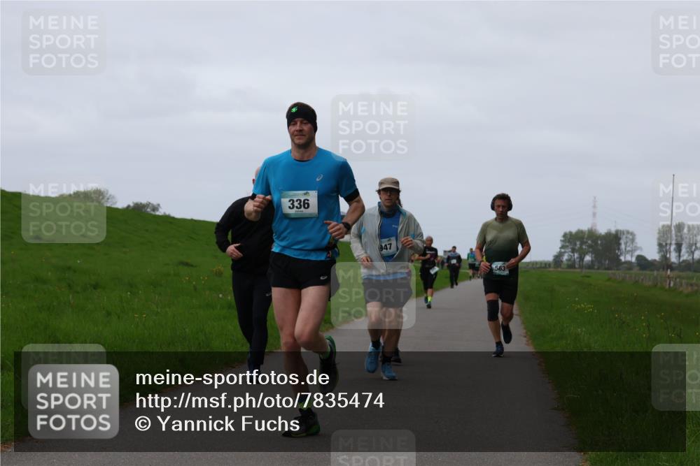 04.05.2025 - 8. Wedeler Halbmarathon Yannick Fuchs http://msf.ph/oto/7835474 04.05.2025 11:23:20 Laufen 336, 947, 563 meine-sportfotos.de
