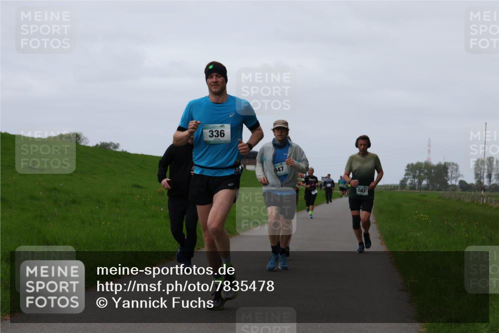 04.05.2025 - 8. Wedeler Halbmarathon Yannick Fuchs http://msf.ph/oto/7835478 04.05.2025 11:23:20 Laufen 336, 947, 563 meine-sportfotos.de