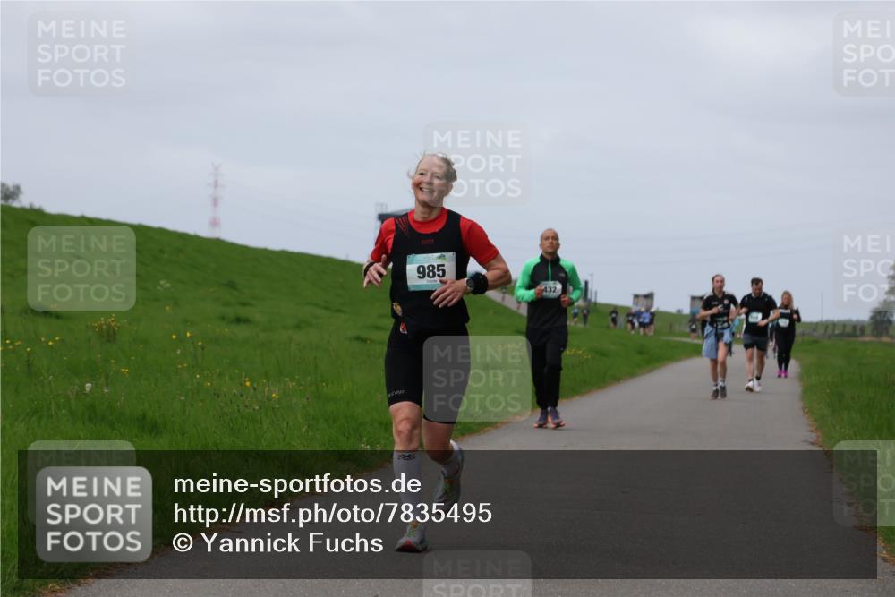 04.05.2025 - 8. Wedeler Halbmarathon Yannick Fuchs http://msf.ph/oto/7835495 04.05.2025 11:44:28 Laufen 985, 432 meine-sportfotos.de