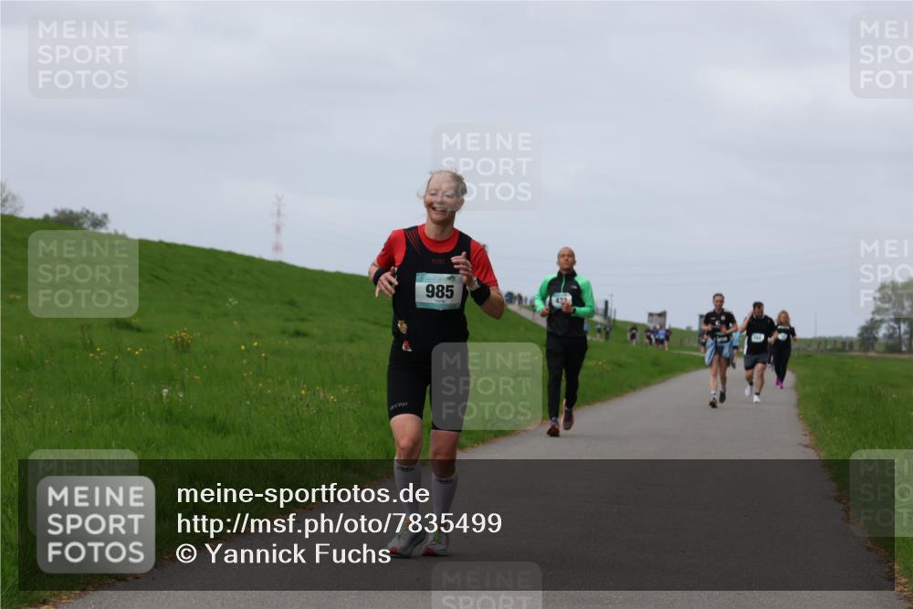 04.05.2025 - 8. Wedeler Halbmarathon Yannick Fuchs http://msf.ph/oto/7835499 04.05.2025 11:44:29 Laufen 985, 432 meine-sportfotos.de