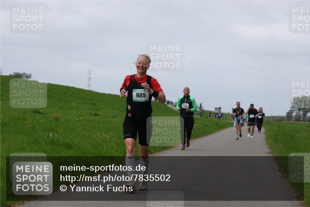 04.05.2025 - 8. Wedeler Halbmarathon Yannick Fuchs http://msf.ph/oto/7835502 04.05.2025 11:44:29 Laufen 985, 432 meine-sportfotos.de