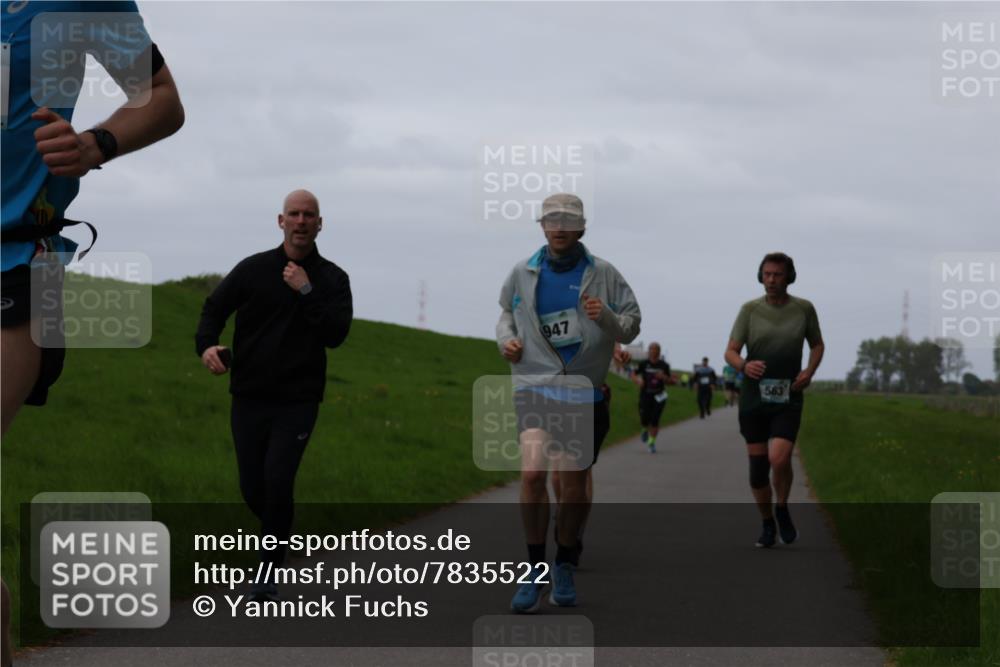 04.05.2025 - 8. Wedeler Halbmarathon Yannick Fuchs http://msf.ph/oto/7835522 04.05.2025 11:23:22 Laufen 947, 563 meine-sportfotos.de