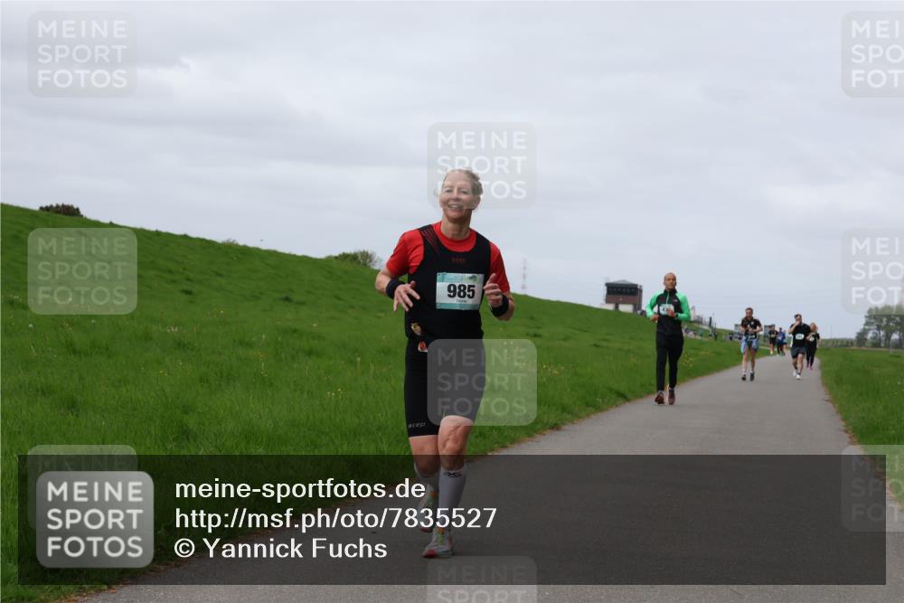 04.05.2025 - 8. Wedeler Halbmarathon Yannick Fuchs http://msf.ph/oto/7835527 04.05.2025 11:44:31 Laufen 985 meine-sportfotos.de