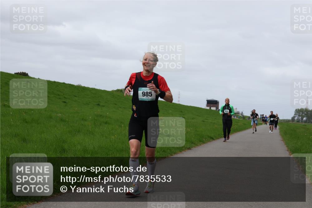 04.05.2025 - 8. Wedeler Halbmarathon Yannick Fuchs http://msf.ph/oto/7835533 04.05.2025 11:44:31 Laufen 985, 432 meine-sportfotos.de