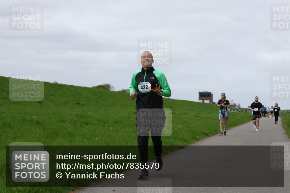 04.05.2025 - 8. Wedeler Halbmarathon Yannick Fuchs http://msf.ph/oto/7835579 04.05.2025 11:44:36 Laufen 432 meine-sportfotos.de