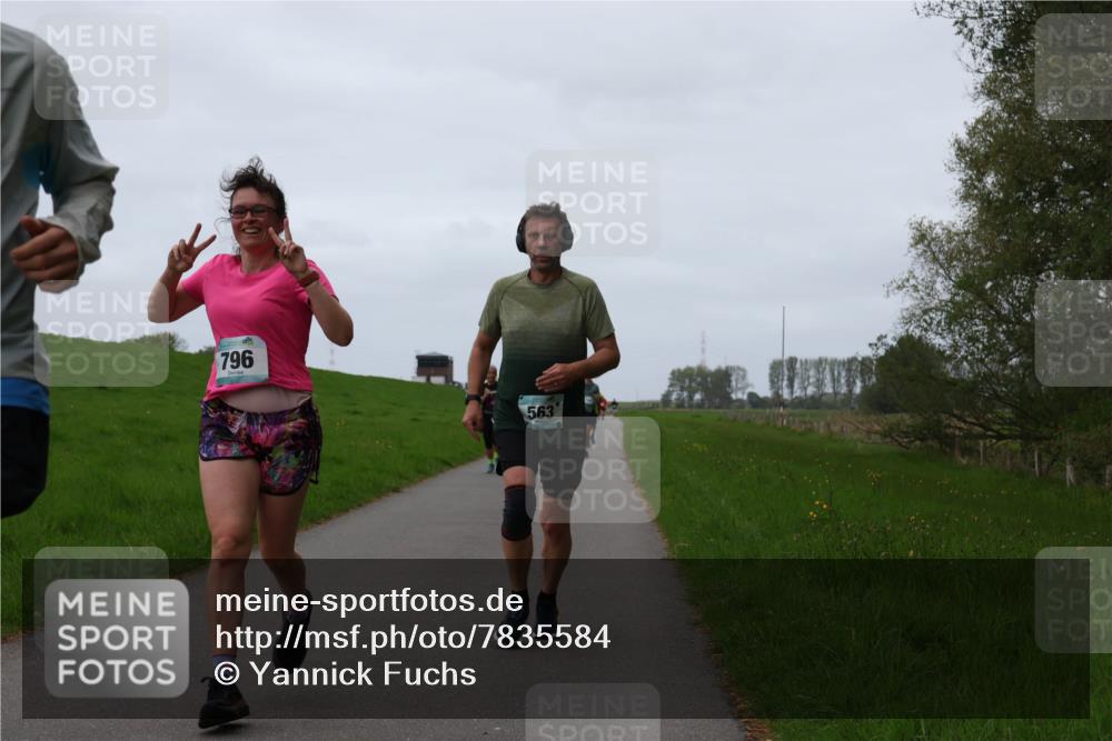 04.05.2025 - 8. Wedeler Halbmarathon Yannick Fuchs http://msf.ph/oto/7835584 04.05.2025 11:23:24 Laufen 796, 563 meine-sportfotos.de