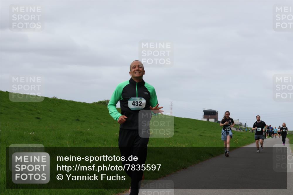 04.05.2025 - 8. Wedeler Halbmarathon Yannick Fuchs http://msf.ph/oto/7835597 04.05.2025 11:44:37 Laufen 432 meine-sportfotos.de
