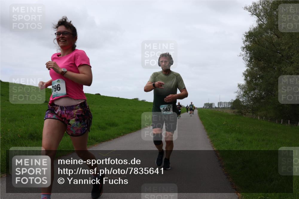 04.05.2025 - 8. Wedeler Halbmarathon Yannick Fuchs http://msf.ph/oto/7835641 04.05.2025 11:23:26 Laufen 796, 563 meine-sportfotos.de