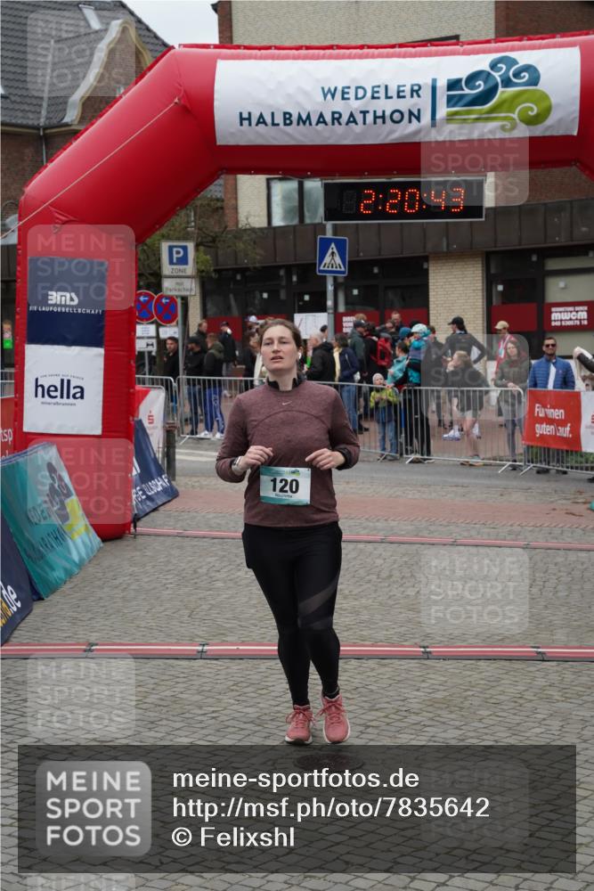 04.05.2025 - 8. Wedeler Halbmarathon Felixshl http://msf.ph/oto/7835642 04.05.2025 12:20:41 Ziel 120 meine-sportfotos.de