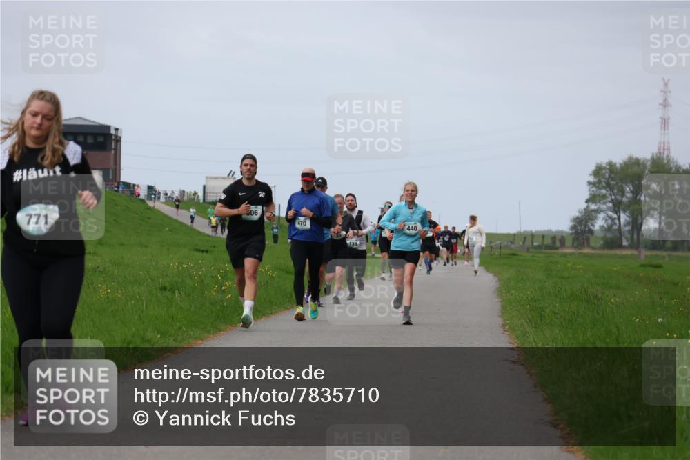 04.05.2025 - 8. Wedeler Halbmarathon Yannick Fuchs http://msf.ph/oto/7835710 04.05.2025 11:44:55 Laufen 771, 506, 470, 138, 440 meine-sportfotos.de