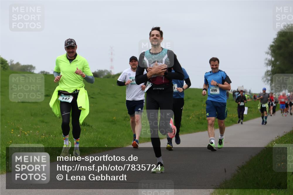 04.05.2025 - 8. Wedeler Halbmarathon Lena Gebhardt http://msf.ph/oto/7835724 04.05.2025 11:28:47 Laufen 147, 49, 3, 496 meine-sportfotos.de