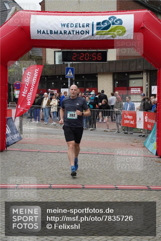 04.05.2025 - 8. Wedeler Halbmarathon Felixshl http://msf.ph/oto/7835726 04.05.2025 12:20:53 Ziel 282 meine-sportfotos.de