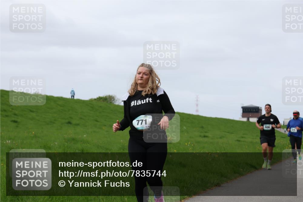 04.05.2025 - 8. Wedeler Halbmarathon Yannick Fuchs http://msf.ph/oto/7835744 04.05.2025 11:45:00 Laufen 771, 606, 470 meine-sportfotos.de
