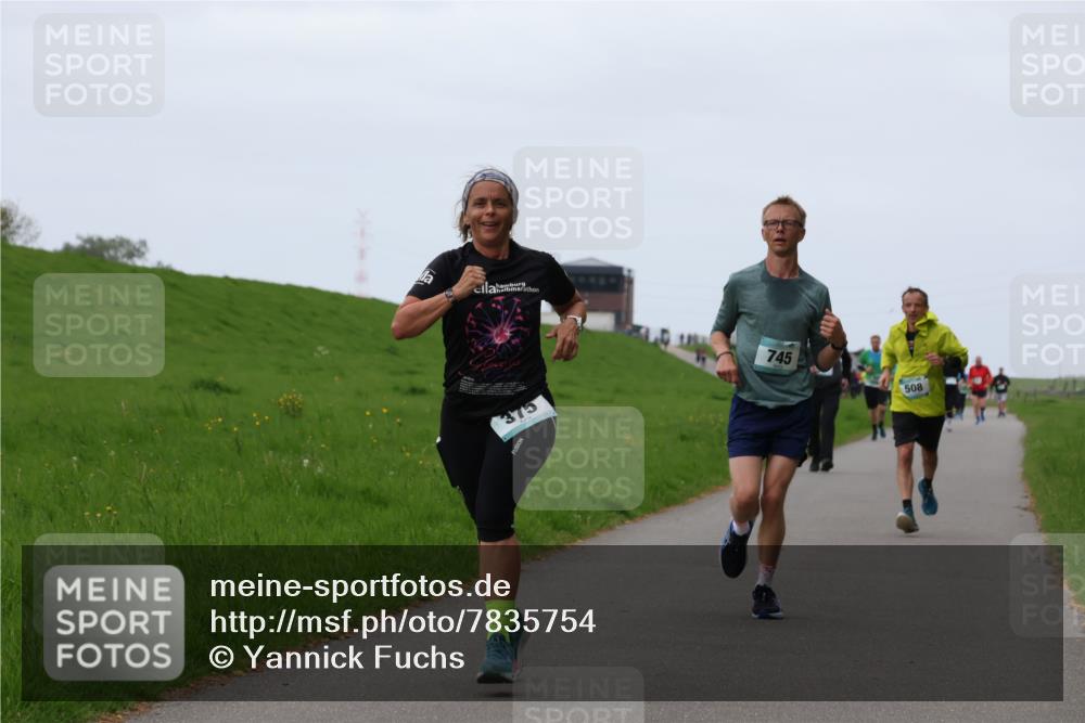 04.05.2025 - 8. Wedeler Halbmarathon Yannick Fuchs http://msf.ph/oto/7835754 04.05.2025 11:23:29 Laufen 745, 375, 508 meine-sportfotos.de