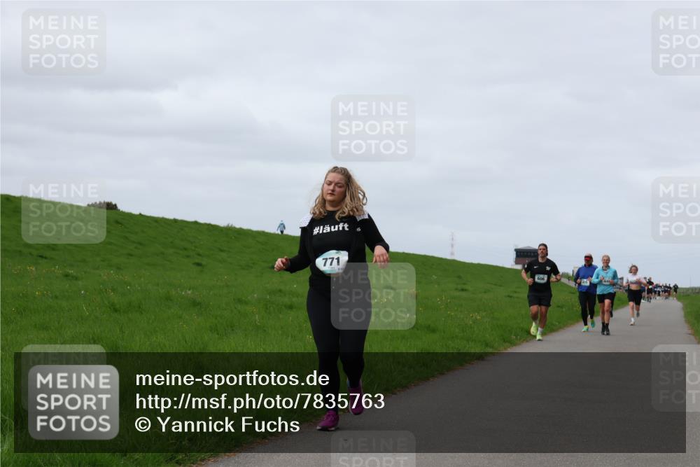 04.05.2025 - 8. Wedeler Halbmarathon Yannick Fuchs http://msf.ph/oto/7835763 04.05.2025 11:45:00 Laufen 771 meine-sportfotos.de