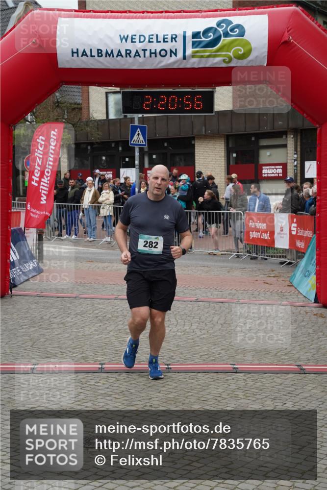04.05.2025 - 8. Wedeler Halbmarathon Felixshl http://msf.ph/oto/7835765 04.05.2025 12:20:54 Ziel 282 meine-sportfotos.de