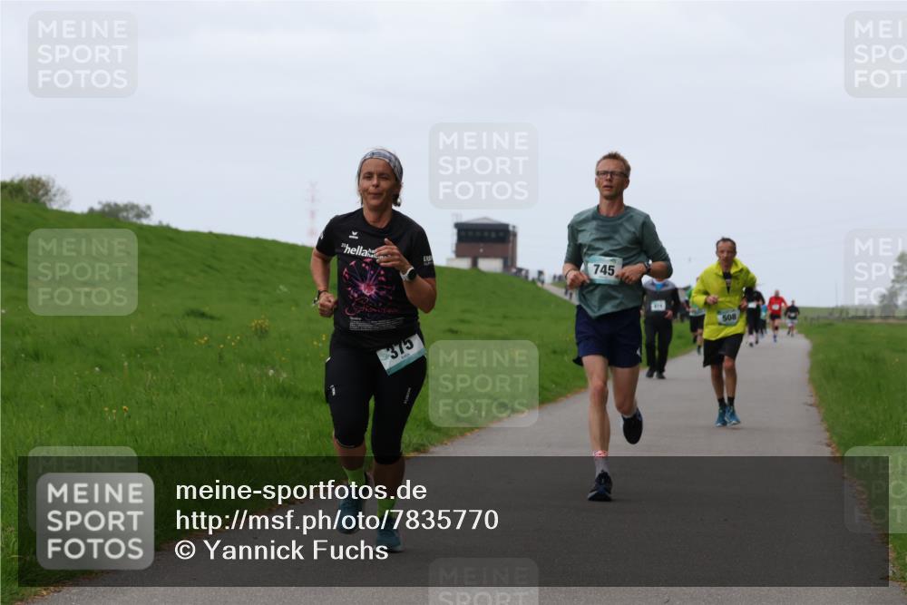 04.05.2025 - 8. Wedeler Halbmarathon Yannick Fuchs http://msf.ph/oto/7835770 04.05.2025 11:23:30 Laufen 375, 745, 508 meine-sportfotos.de