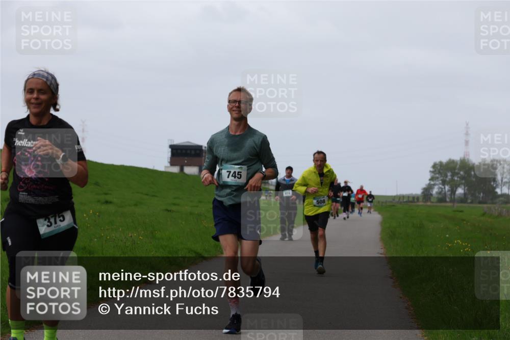 04.05.2025 - 8. Wedeler Halbmarathon Yannick Fuchs http://msf.ph/oto/7835794 04.05.2025 11:23:30 Laufen 375, 745, 674, 508 meine-sportfotos.de