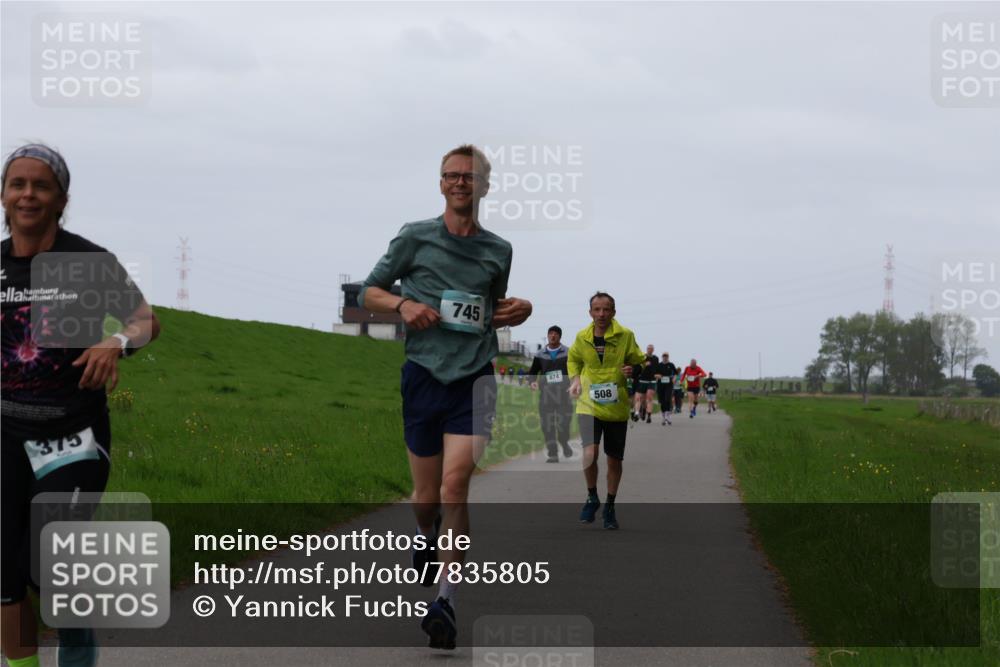 04.05.2025 - 8. Wedeler Halbmarathon Yannick Fuchs http://msf.ph/oto/7835805 04.05.2025 11:23:31 Laufen 745, 375, 874, 508 meine-sportfotos.de