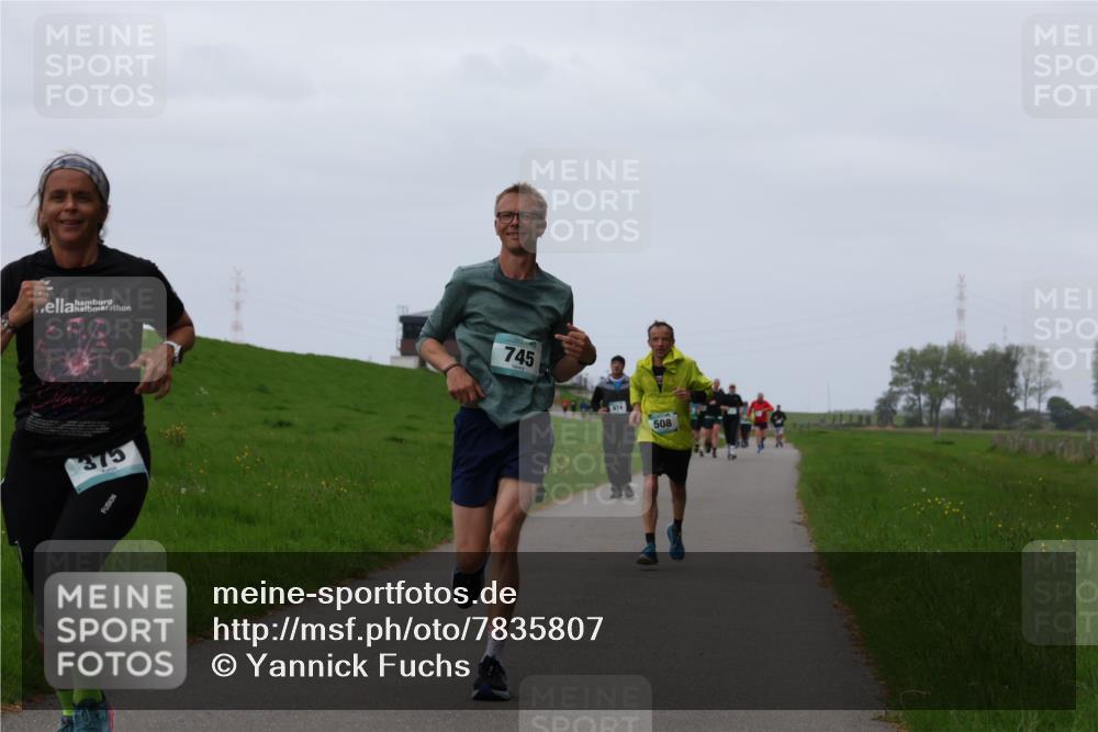 04.05.2025 - 8. Wedeler Halbmarathon Yannick Fuchs http://msf.ph/oto/7835807 04.05.2025 11:23:31 Laufen 375, 745, 508 meine-sportfotos.de