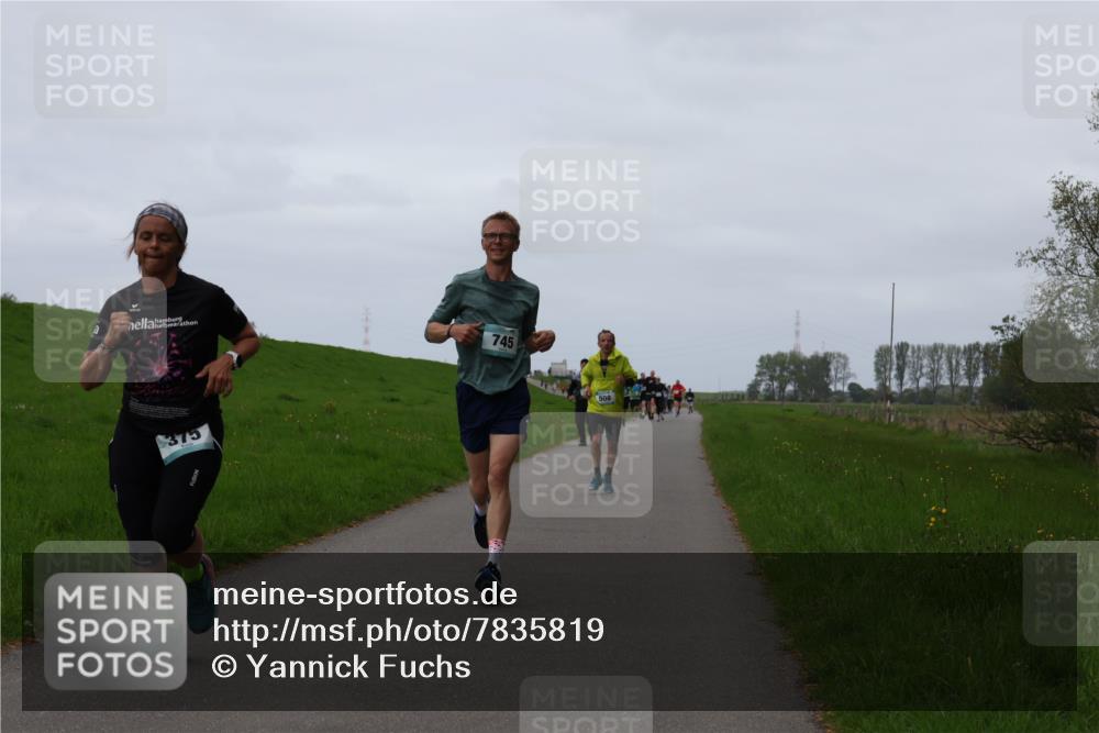 04.05.2025 - 8. Wedeler Halbmarathon Yannick Fuchs http://msf.ph/oto/7835819 04.05.2025 11:23:31 Laufen 745, 375 meine-sportfotos.de