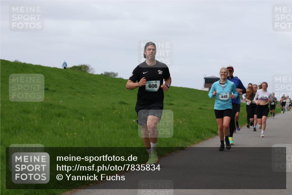04.05.2025 - 8. Wedeler Halbmarathon Yannick Fuchs http://msf.ph/oto/7835834 04.05.2025 11:45:04 Laufen 606, 440, 1135 meine-sportfotos.de