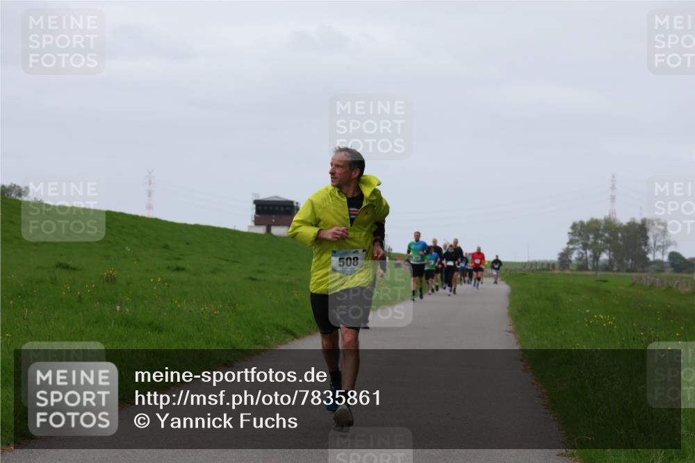 04.05.2025 - 8. Wedeler Halbmarathon Yannick Fuchs http://msf.ph/oto/7835861 04.05.2025 11:23:34 Laufen 508 meine-sportfotos.de