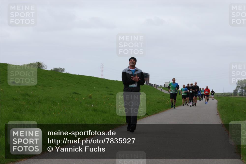 04.05.2025 - 8. Wedeler Halbmarathon Yannick Fuchs http://msf.ph/oto/7835927 04.05.2025 11:23:41 Laufen 889 meine-sportfotos.de