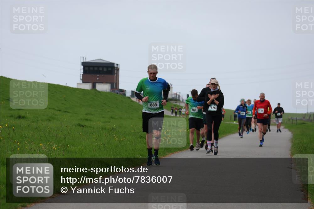 04.05.2025 - 8. Wedeler Halbmarathon Yannick Fuchs http://msf.ph/oto/7836007 04.05.2025 11:23:45 Laufen 889, 886, 1175, 1141 meine-sportfotos.de