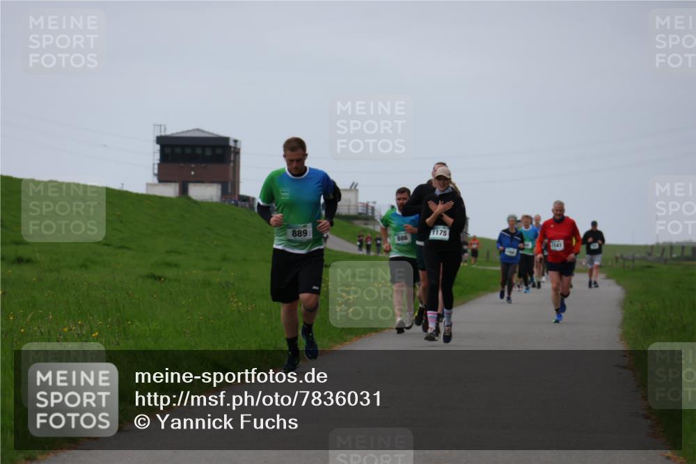04.05.2025 - 8. Wedeler Halbmarathon Yannick Fuchs http://msf.ph/oto/7836031 04.05.2025 11:23:45 Laufen 889, 886, 1175, 1141 meine-sportfotos.de