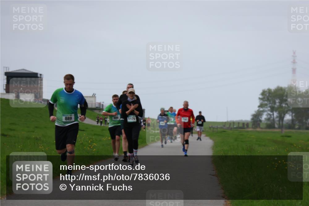 04.05.2025 - 8. Wedeler Halbmarathon Yannick Fuchs http://msf.ph/oto/7836036 04.05.2025 11:23:46 Laufen 889, 1175, 1141 meine-sportfotos.de