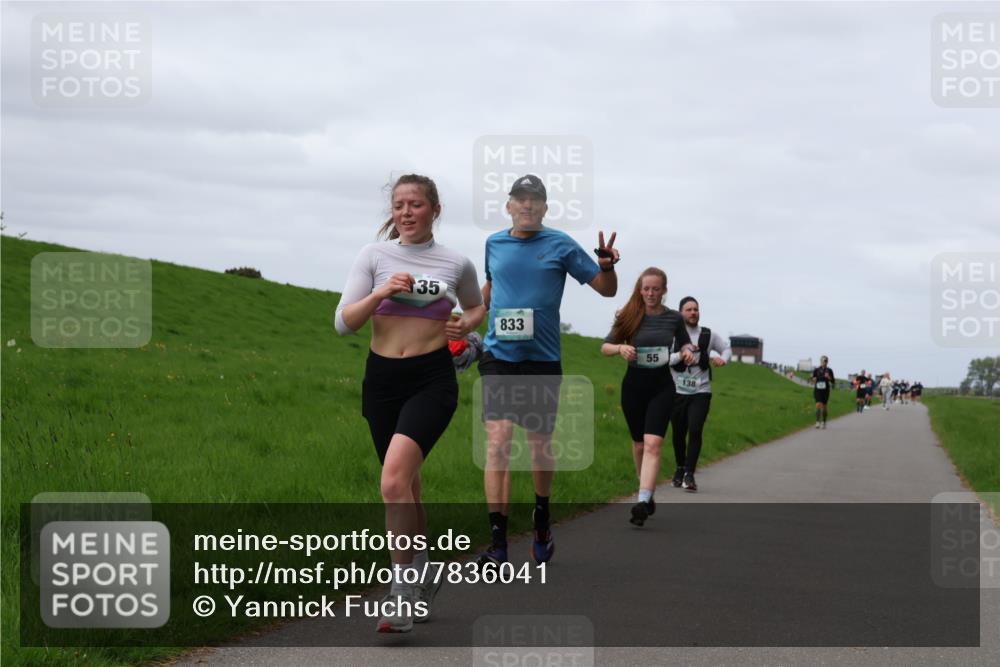 04.05.2025 - 8. Wedeler Halbmarathon Yannick Fuchs http://msf.ph/oto/7836041 04.05.2025 11:45:12 Laufen 35, 833, 55, 138 meine-sportfotos.de