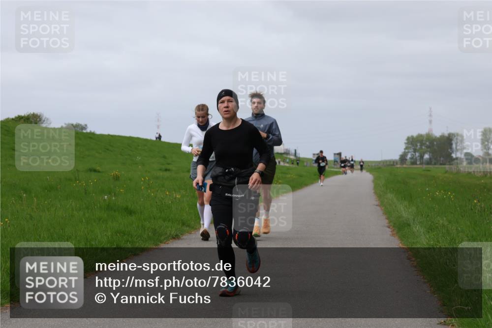 04.05.2025 - 8. Wedeler Halbmarathon Yannick Fuchs http://msf.ph/oto/7836042 04.05.2025 11:58:48 Laufen  meine-sportfotos.de