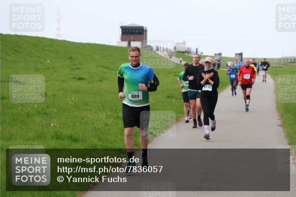 04.05.2025 - 8. Wedeler Halbmarathon Yannick Fuchs http://msf.ph/oto/7836057 04.05.2025 11:23:50 Laufen 8895, 88, 1175, 1141 meine-sportfotos.de