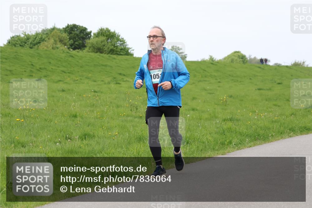 04.05.2025 - 8. Wedeler Halbmarathon Lena Gebhardt http://msf.ph/oto/7836064 04.05.2025 11:29:52 Laufen 105 meine-sportfotos.de