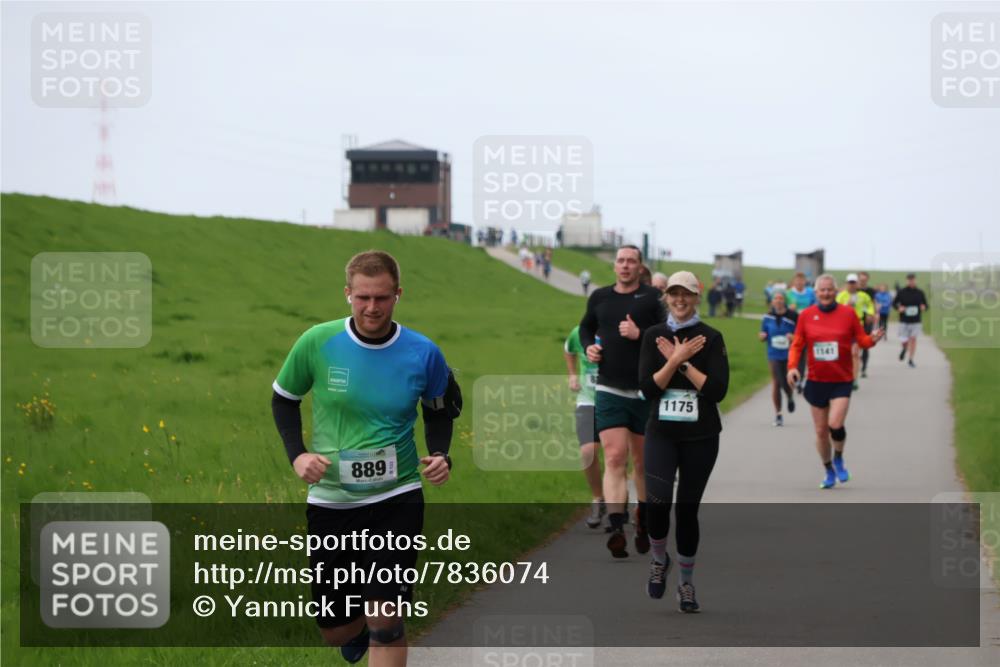 04.05.2025 - 8. Wedeler Halbmarathon Yannick Fuchs http://msf.ph/oto/7836074 04.05.2025 11:23:50 Laufen 10, 889, 1175 meine-sportfotos.de