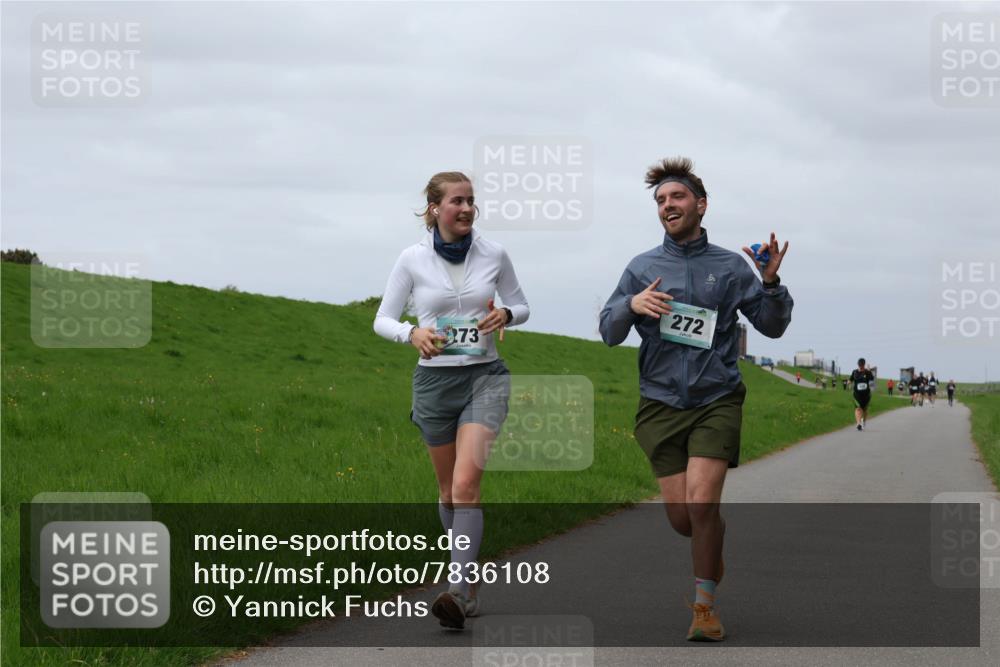 04.05.2025 - 8. Wedeler Halbmarathon Yannick Fuchs http://msf.ph/oto/7836108 04.05.2025 11:58:52 Laufen 273, 272 meine-sportfotos.de