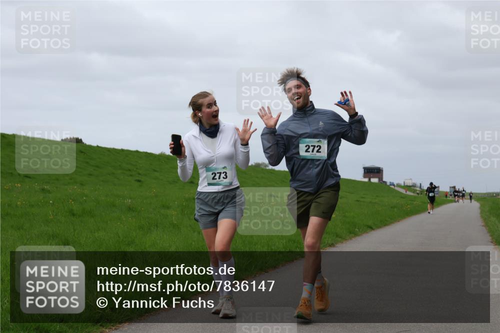 04.05.2025 - 8. Wedeler Halbmarathon Yannick Fuchs http://msf.ph/oto/7836147 04.05.2025 11:58:52 Laufen 273, 272 meine-sportfotos.de