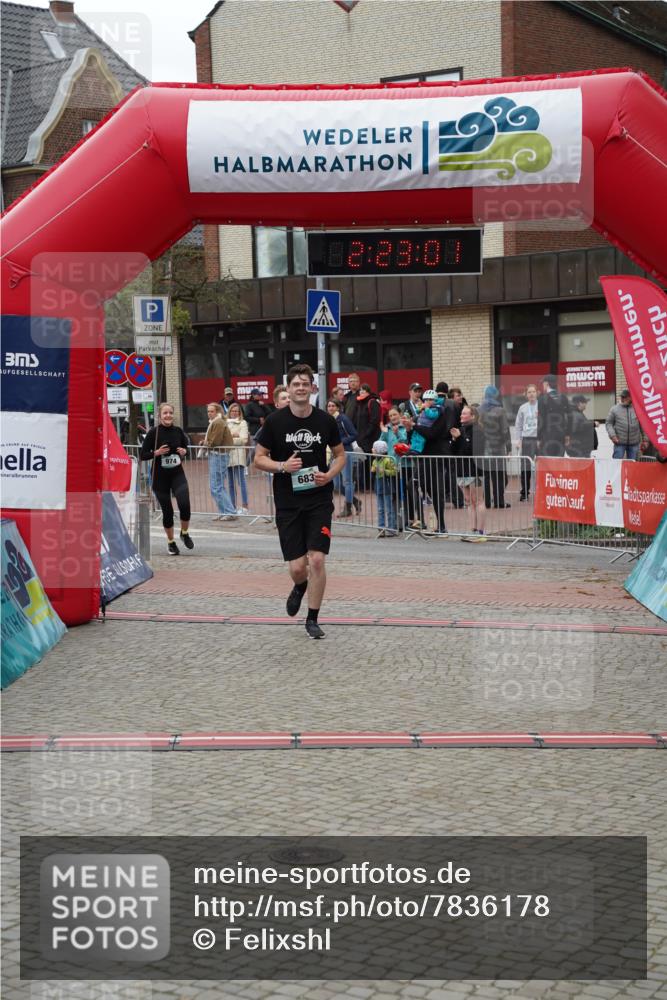 04.05.2025 - 8. Wedeler Halbmarathon Felixshl http://msf.ph/oto/7836178 04.05.2025 12:22:59 Ziel 595, 683, 974, 1005 meine-sportfotos.de