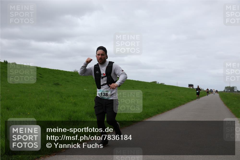 04.05.2025 - 8. Wedeler Halbmarathon Yannick Fuchs http://msf.ph/oto/7836184 04.05.2025 11:45:16 Laufen 138 meine-sportfotos.de