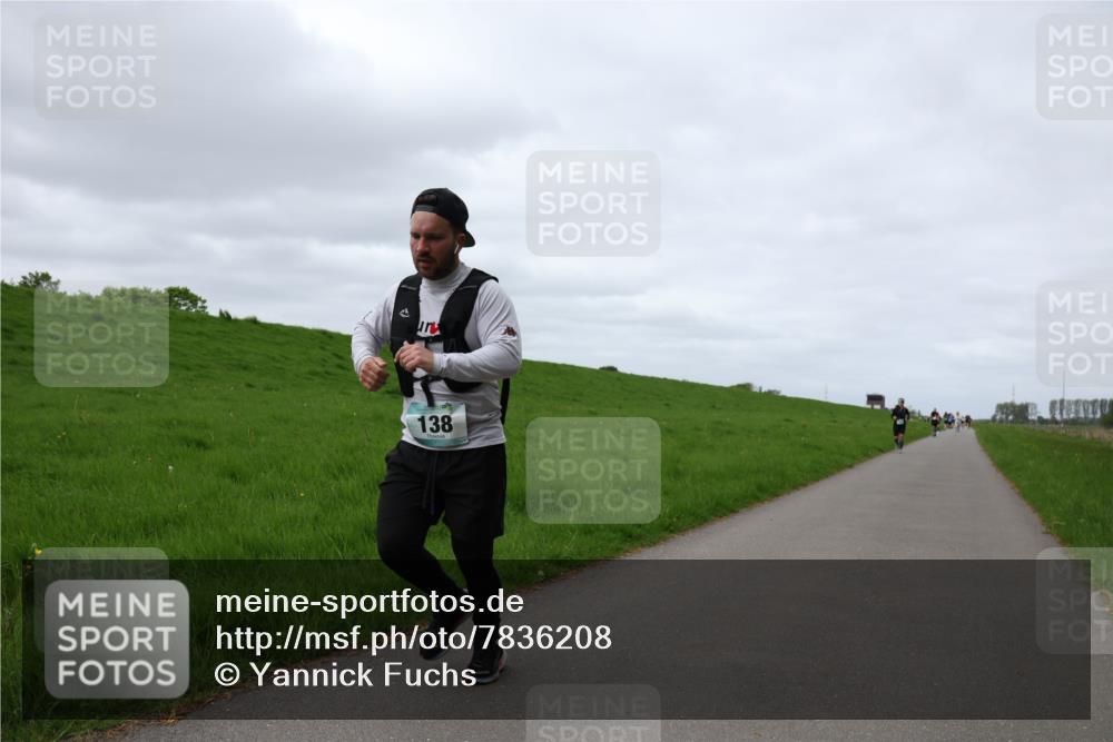 04.05.2025 - 8. Wedeler Halbmarathon Yannick Fuchs http://msf.ph/oto/7836208 04.05.2025 11:45:16 Laufen 138 meine-sportfotos.de