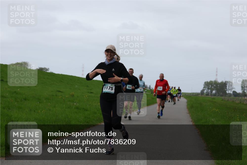 04.05.2025 - 8. Wedeler Halbmarathon Yannick Fuchs http://msf.ph/oto/7836209 04.05.2025 11:23:56 Laufen 1175, 466, 1141, 752 meine-sportfotos.de