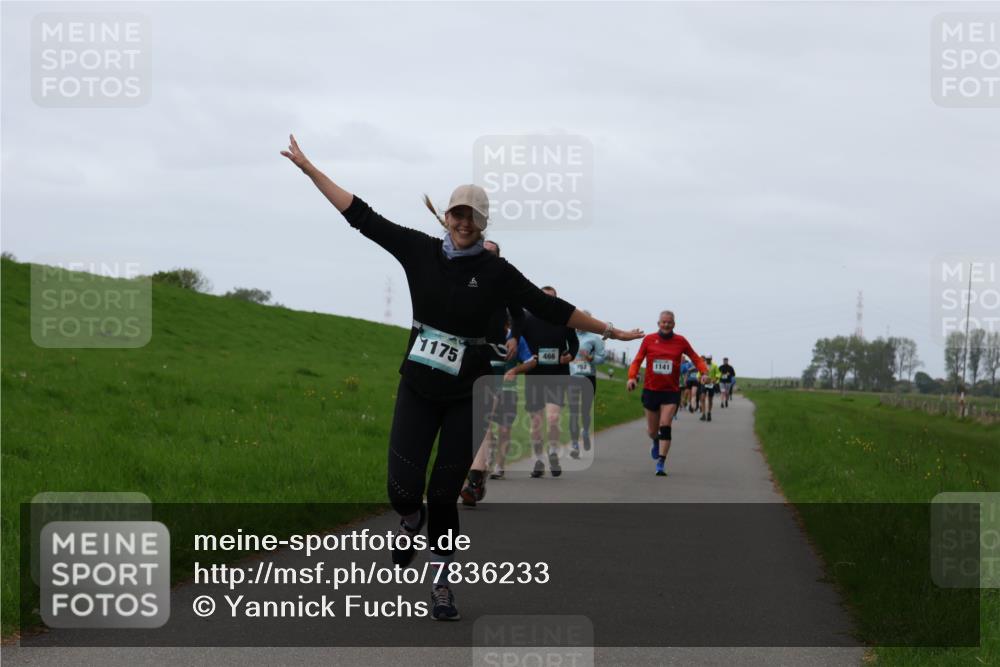 04.05.2025 - 8. Wedeler Halbmarathon Yannick Fuchs http://msf.ph/oto/7836233 04.05.2025 11:23:56 Laufen 1175, 466, 752, 1141 meine-sportfotos.de