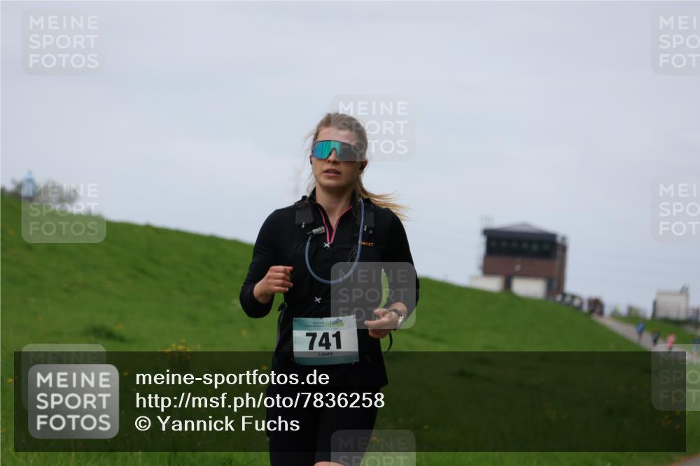 04.05.2025 - 8. Wedeler Halbmarathon Yannick Fuchs http://msf.ph/oto/7836258 04.05.2025 11:45:21 Laufen 26, 741 meine-sportfotos.de